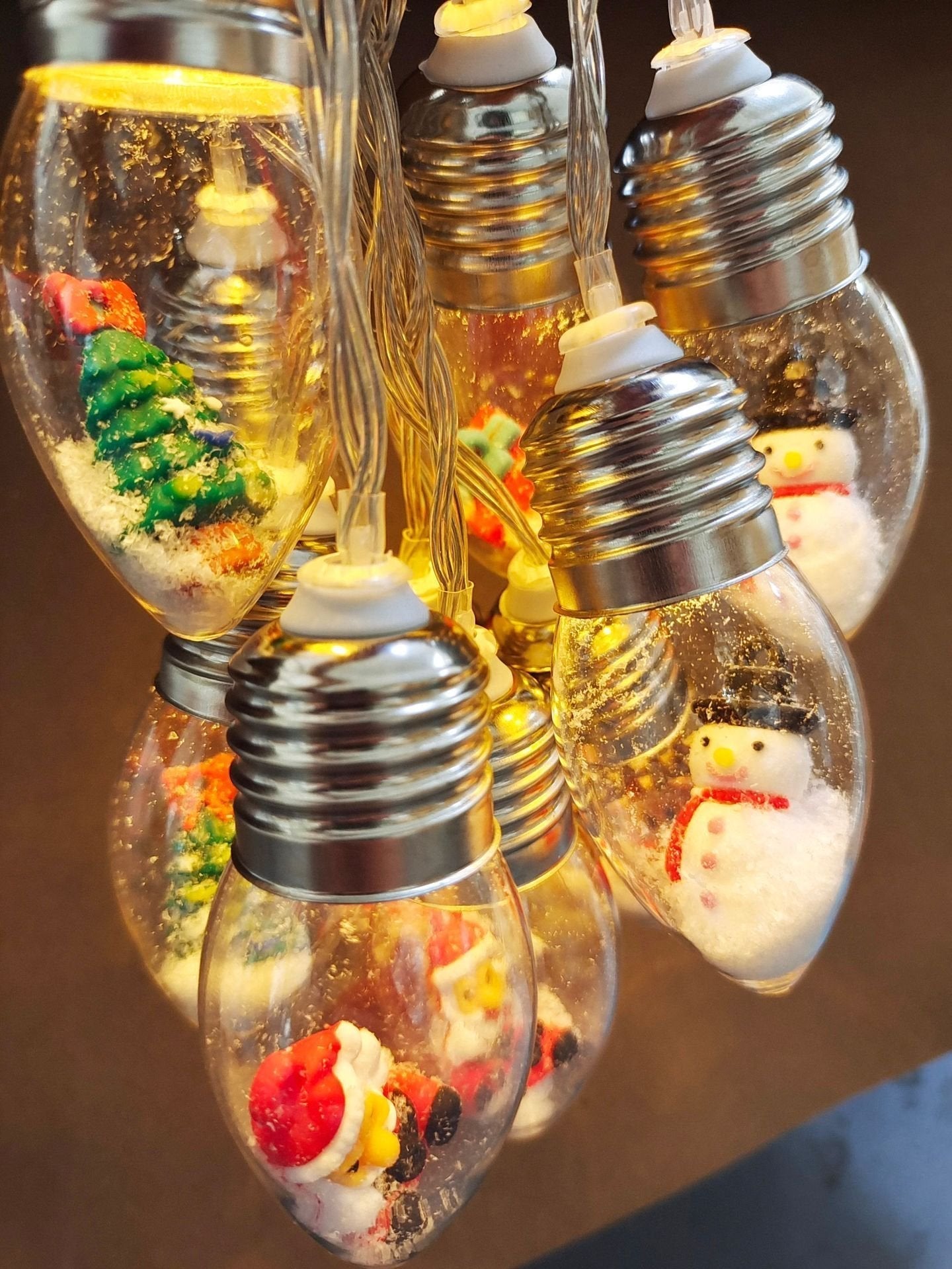 Christmas LED Bulb String Lights - Festive Santa & Tree Fairy Pendant Light | USB Powered Holiday Garland Sconce