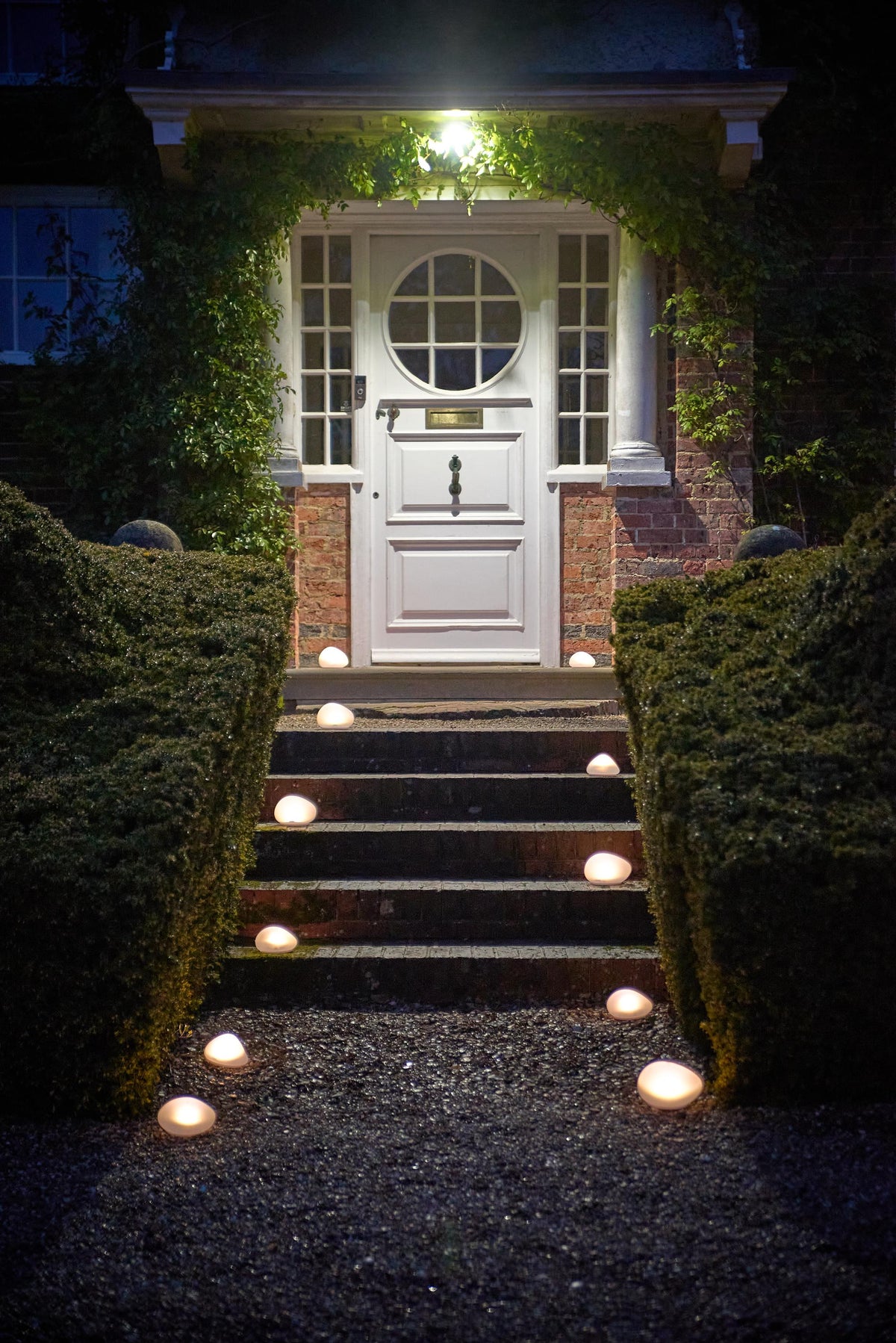 Solar Glass Pebble – Frosted Glass Solar-Powered Outdoor Garden Stone Light