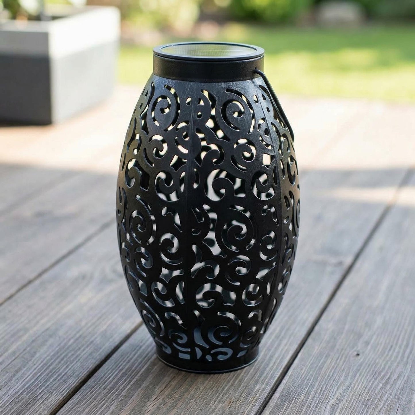 Vintage Swirl Solar Lantern - Elegant Metal Hanging Garden Light