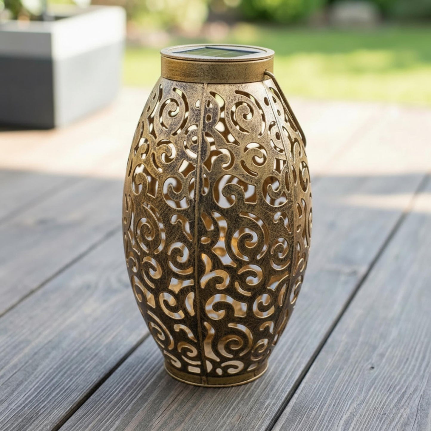 Vintage Swirl Solar Lantern - Elegant Metal Hanging Garden Light