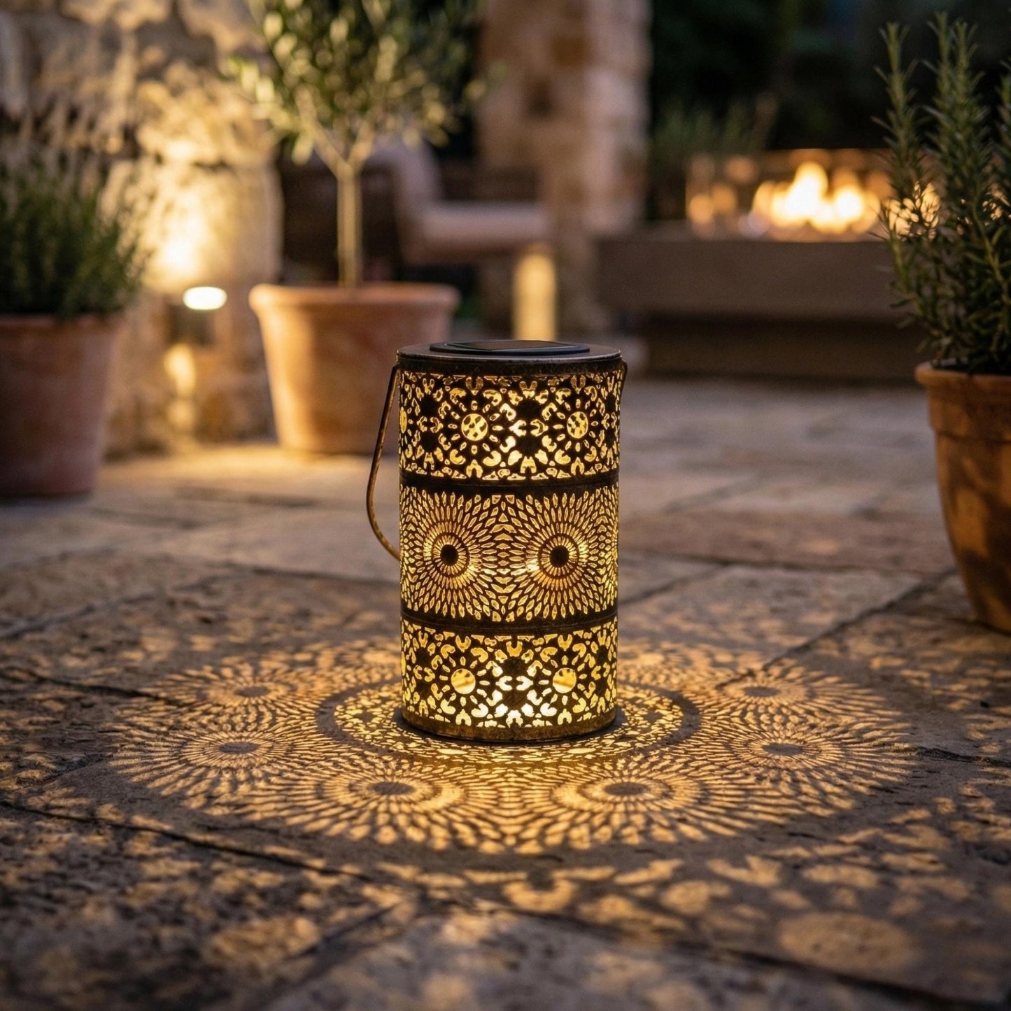 Solar Moroccan Lantern - Metal Hanging Garden Light with Pattern Projection