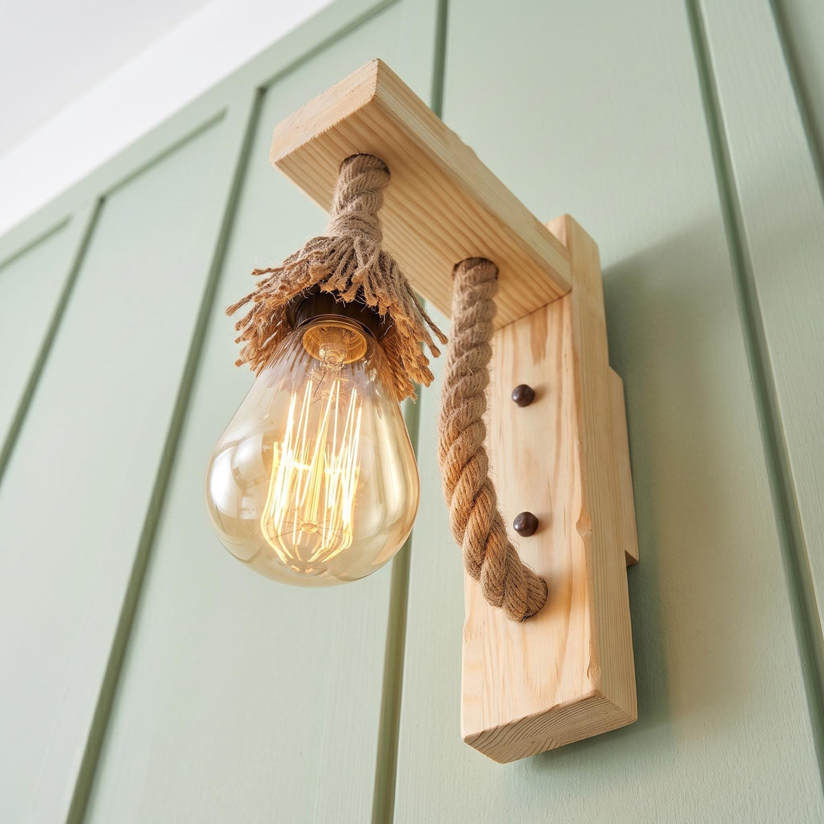 Hemp Rope Wall Lamp - Solid Wood Backplate & Natural Twisted Rope Sconce